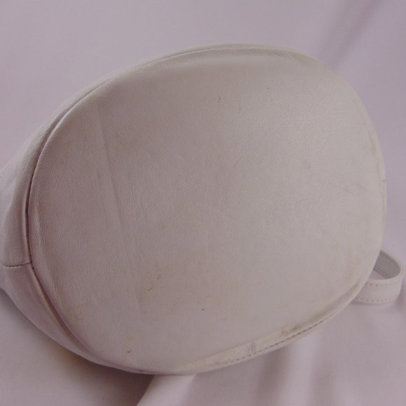 I. Magnin Design Studio White Leather w/Gold Stars Crossbody Bag - Picture 9 of 16